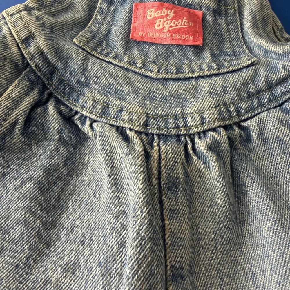 VTG OshKosh B'Gosh Baby BGosh 24 Months Denim Girls Vestbak Overalls Light Wash